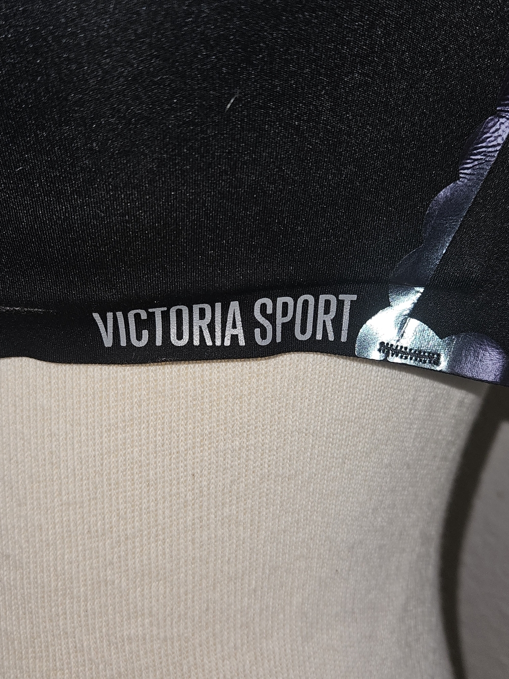 Victoria Secret Angel Max Sports Bralette with Iridescent Trim - Picture 3 of 4